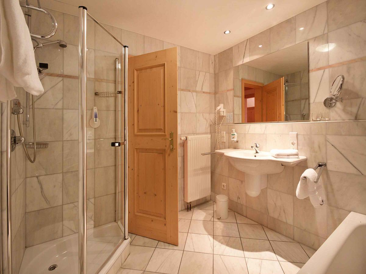 Hotel-Gasthof Zum Suessen Grund Albstadt Luaran gambar